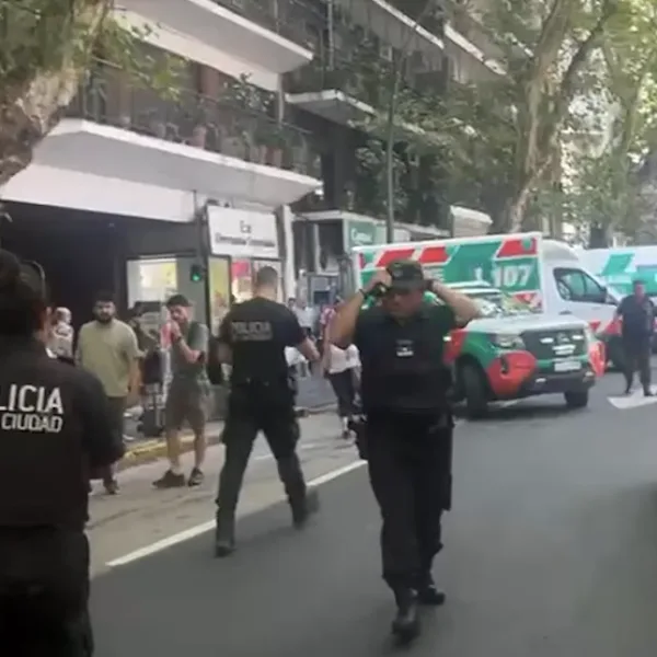 Palermo: se incendió un edificio y evacuaron a 50 personas